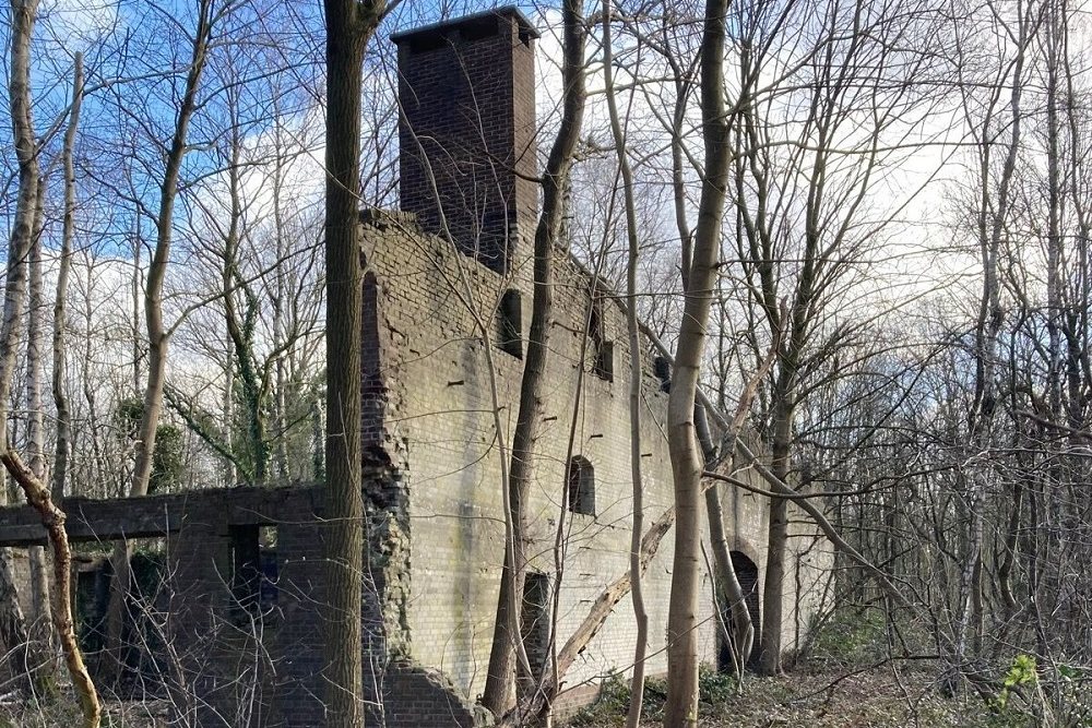 Remains Wärmehalle Nordlager II Fliegerhorst Venlo #2