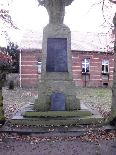 Oorlogsmonument Schnhagen #1