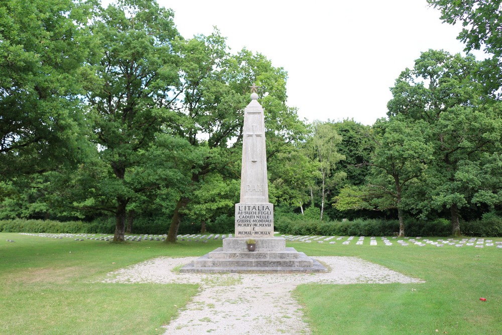 Italian War Graves Waldfriedhof Mnchen #5