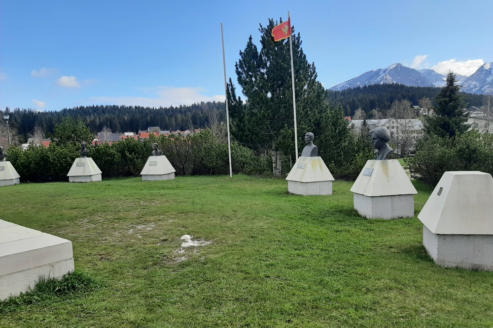Monument voor de Gevallen Strijders Žabljak #2
