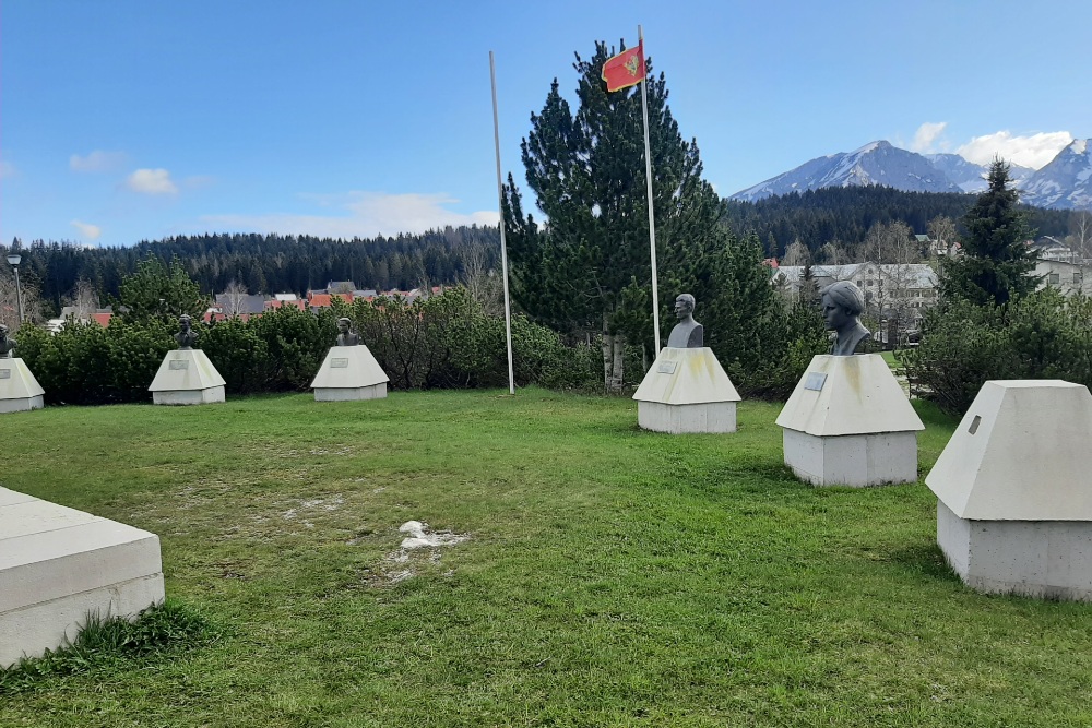 Monument voor de Gevallen Strijders abljak #2