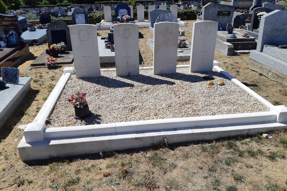 Oorlogsgraven van het Gemenebest Olonne-sur-Mer #3
