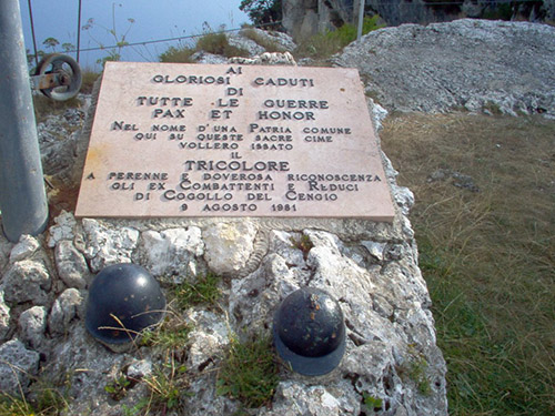 Italiaans Monument Monte Cengio