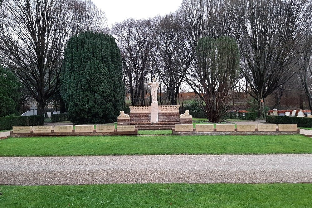 Nederlandse Oorlogsgraven Algemene Begraafplaats Tolsteeg