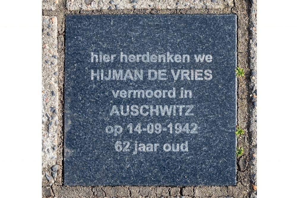 Memorial Stone Stadsring 151 (was Kleine Nachtegaalstraat 28) #1