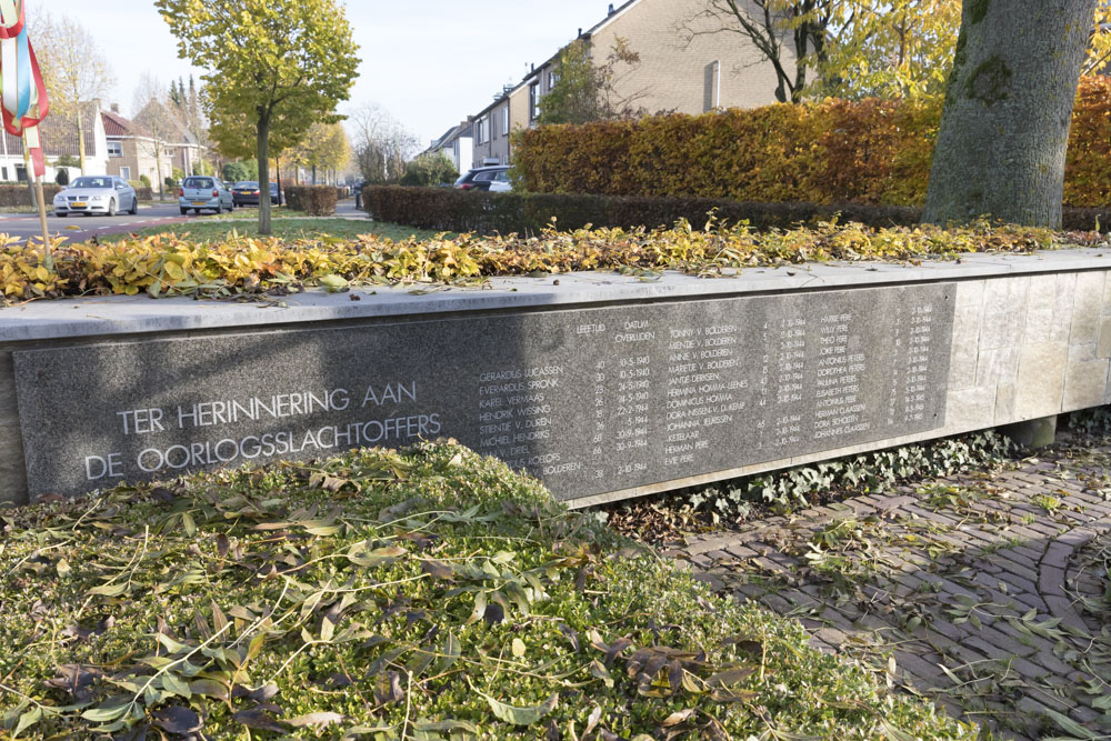 Oorlogsmonument Doornenburg #4