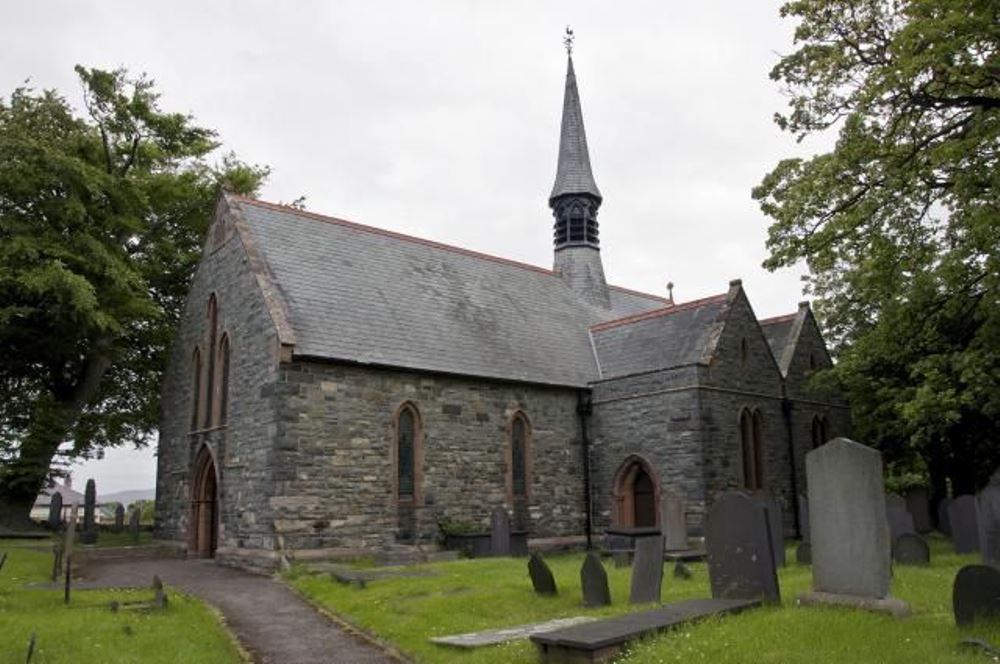 Oorlogsgraven van het Gemenebest St. Gwynin Churchyard #1