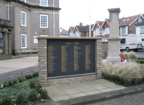 Oorlogsmonument Bognor Regis #1