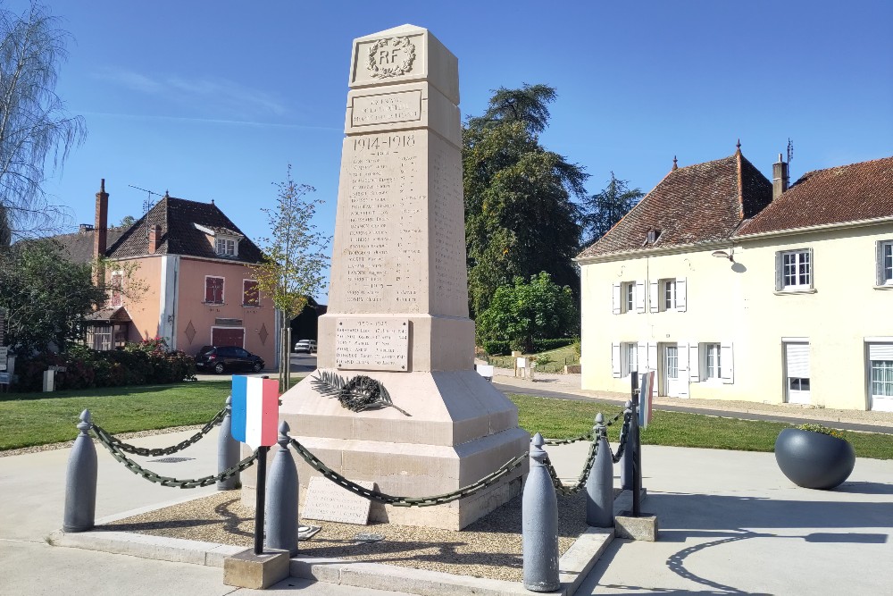 Oorlogsmonument La Chapelle-Saint-Sauveur