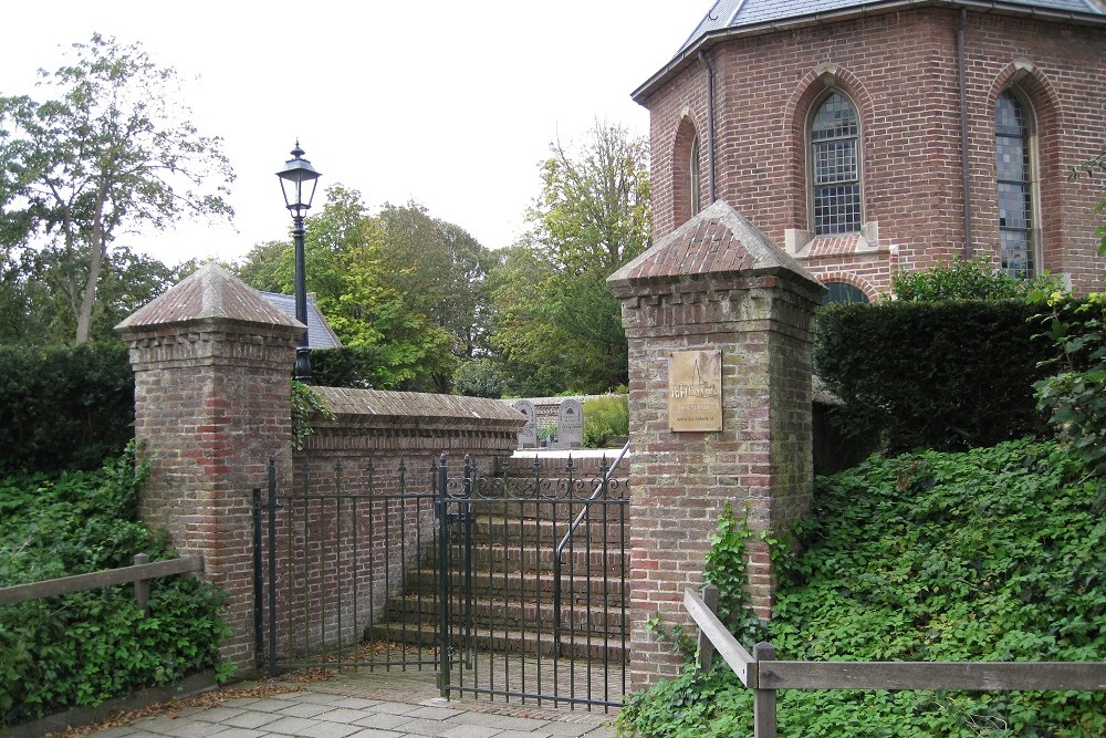 Dutch War Graves Dutch Reformed Cemetery Voorhout #4