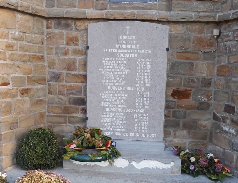 War Memorial Wijnendale #1