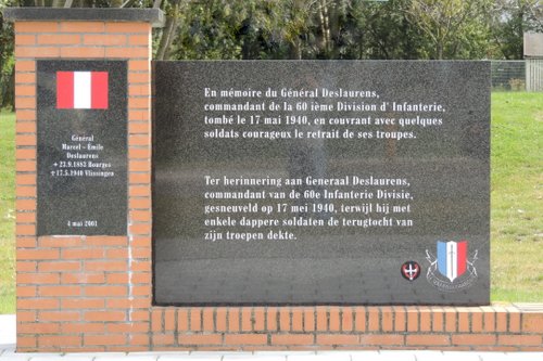 Monument Gnral M.E. Deslaurens #2