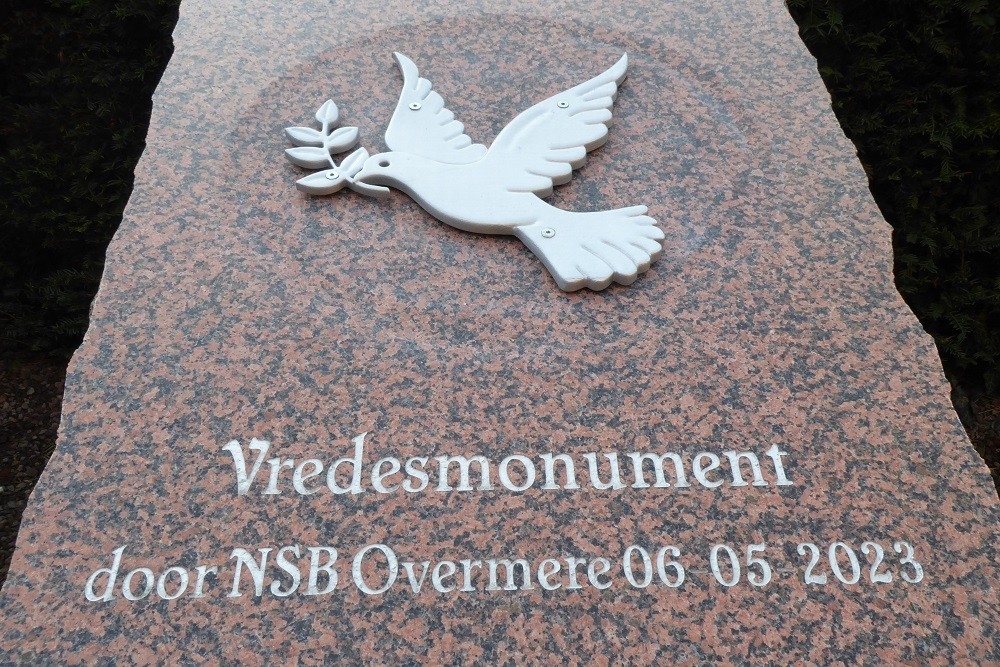 Vredesmonument Overmere #3