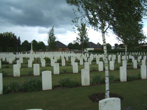 Commonwealth War Graves Albert Extension #1