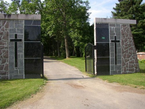 Oorlogsgraven van het Gemenebest St. Joseph d'Alma Cemetery #1