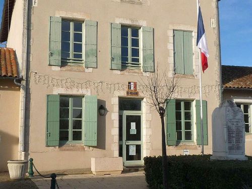 War Memorial Petit-Bersac