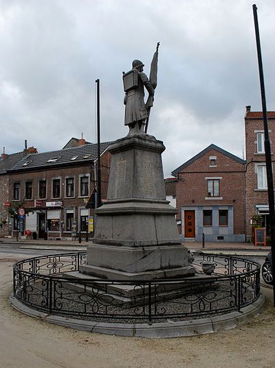 War Memorial Neuville-en-Condroz #1