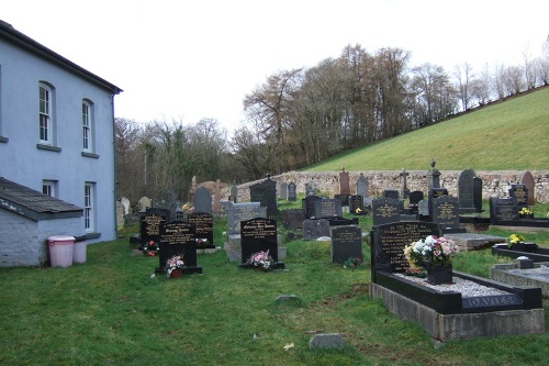 Commonwealth War Grave Saron Congregational Chapelyard #1