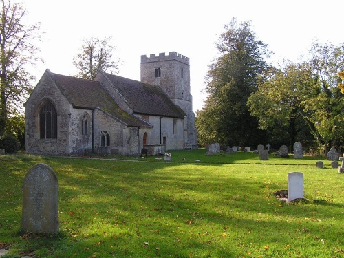 Commonwealth War Grave St. Peter and St. Paul Churchyard