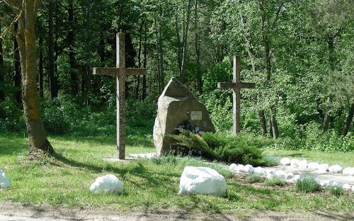 Monument Vermoorde Italiaanse Krijgsgevangenen #1