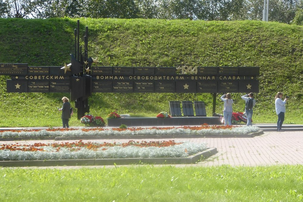 Liberation Memorial Veliky Novgorod #5