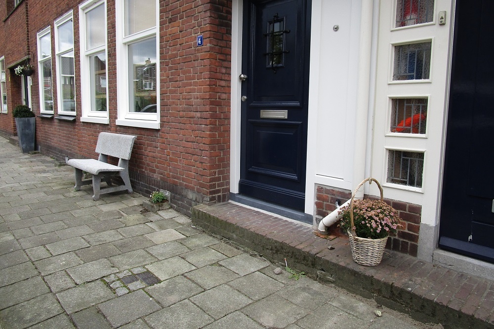 Stolpersteine Agatha Dekenstraat 4 #1