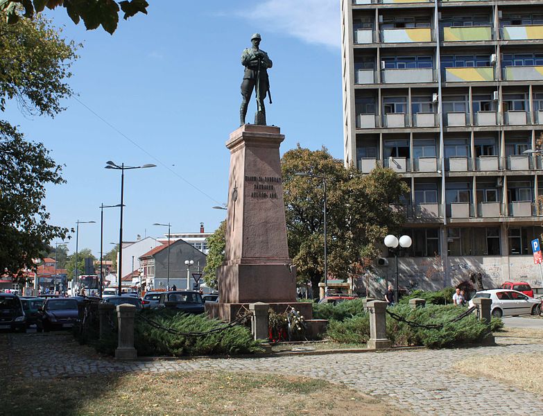 Monument Omgekomen Soldaten Leskovac #1