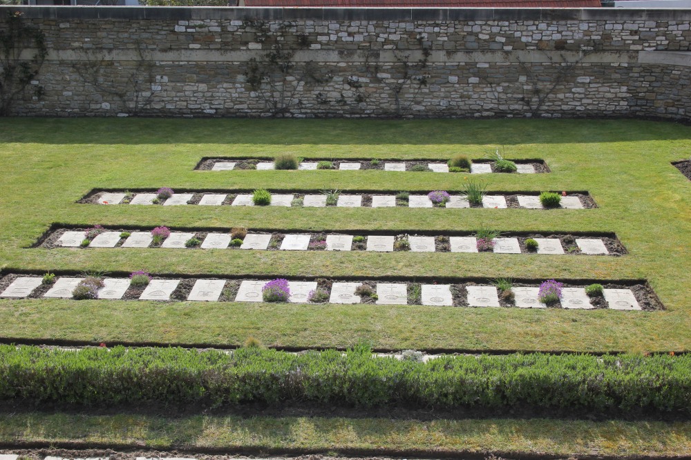 Commonwealth War Graves Wimereux #3