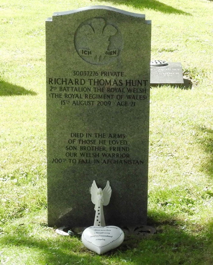 Brits Oorlogsgraf Llanellen Churchyard