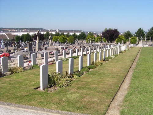 Commonwealth War Graves Tourlaville #1