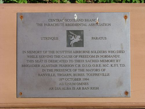 Remembrance Bench Scottisch Airborne Soldiers Ranville #2
