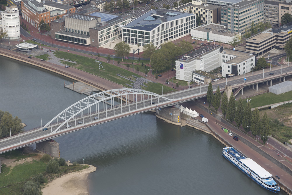 Eindelijk de brug in handen