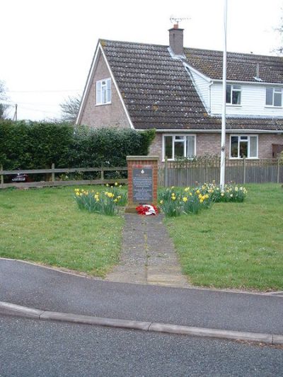 Monument R.A.F. Chedburgh #1