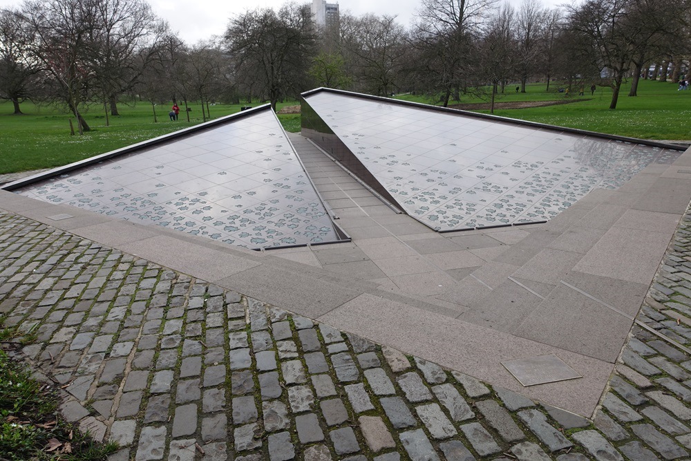 Canadian War Memorial London