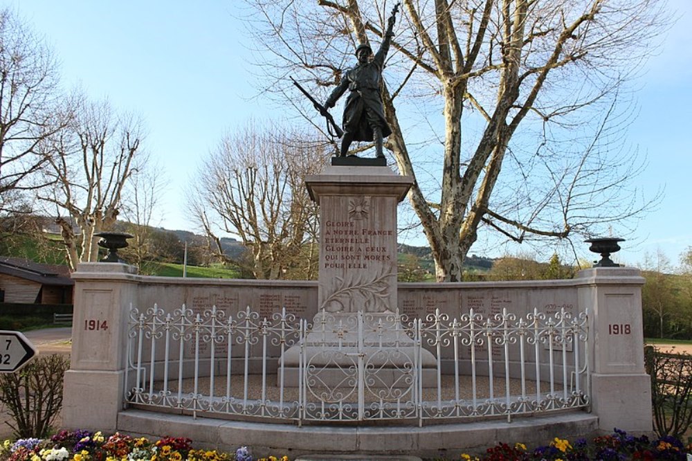 War Memorial Saint-Pierre-le-Vieux #1