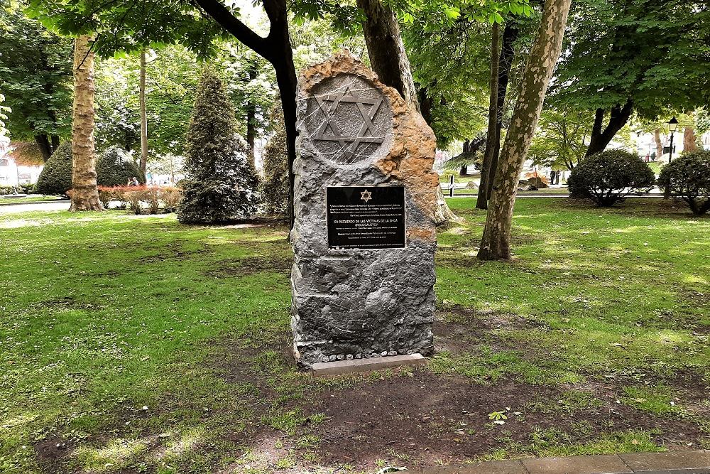 Monument Holocaust Oviedo