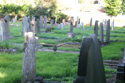 Oorlogsgraven van het Gemenebest St Michael Churchyard