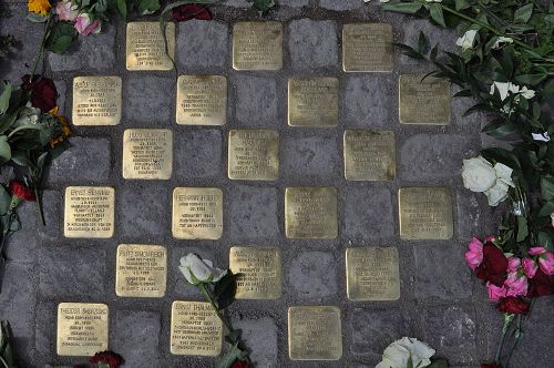 Stolpersteine Rathausmarkt 1