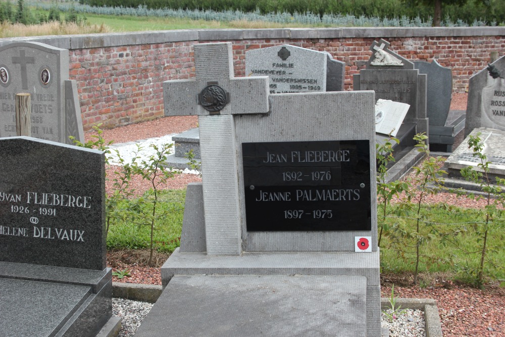 Belgian Graves Veterans Guigoven #2
