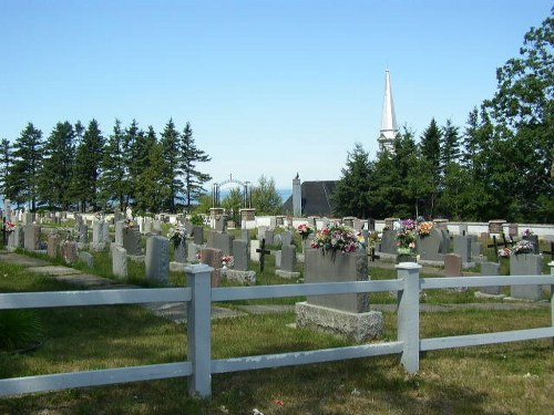 Commonwealth War Grave St. Joachim de Gaspe Cemetery