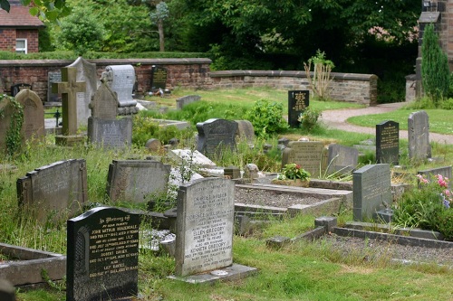 Commonwealth War Grave Higher Lane Baptist Chapelyard #1
