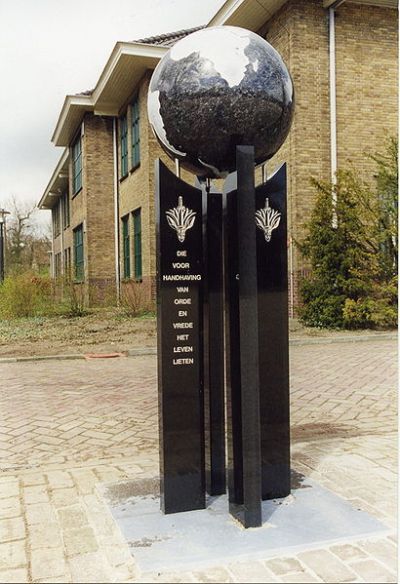 Monument Gevallenen Korps Militaire Administratie