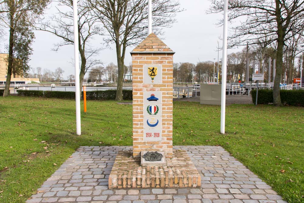 French-African War Memorial Nieuwpoort #1