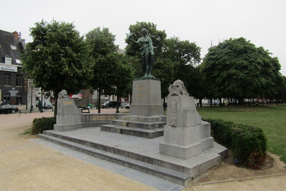 Memorial 'To the War Pigeon' #1