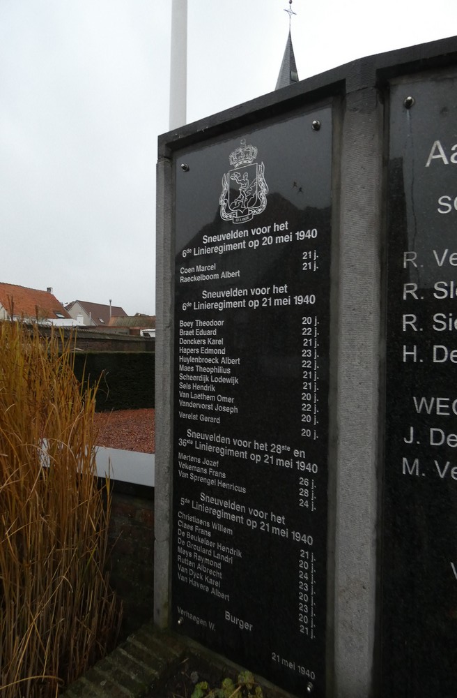 Oorlogsmonument Gijzenzele #2