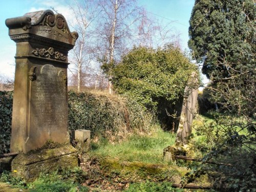 Oorlogsgraf van het Gemenebest Enagh Old Graveyard