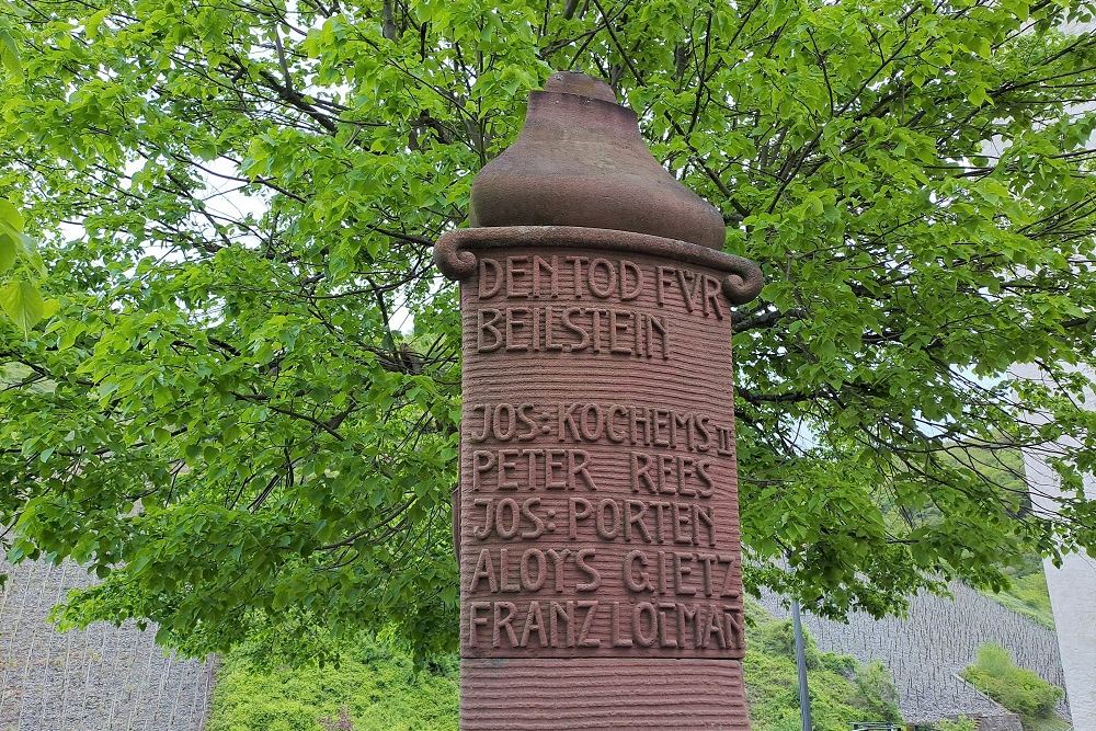 War Memorial  St. Josephkirche Beilstein #4
