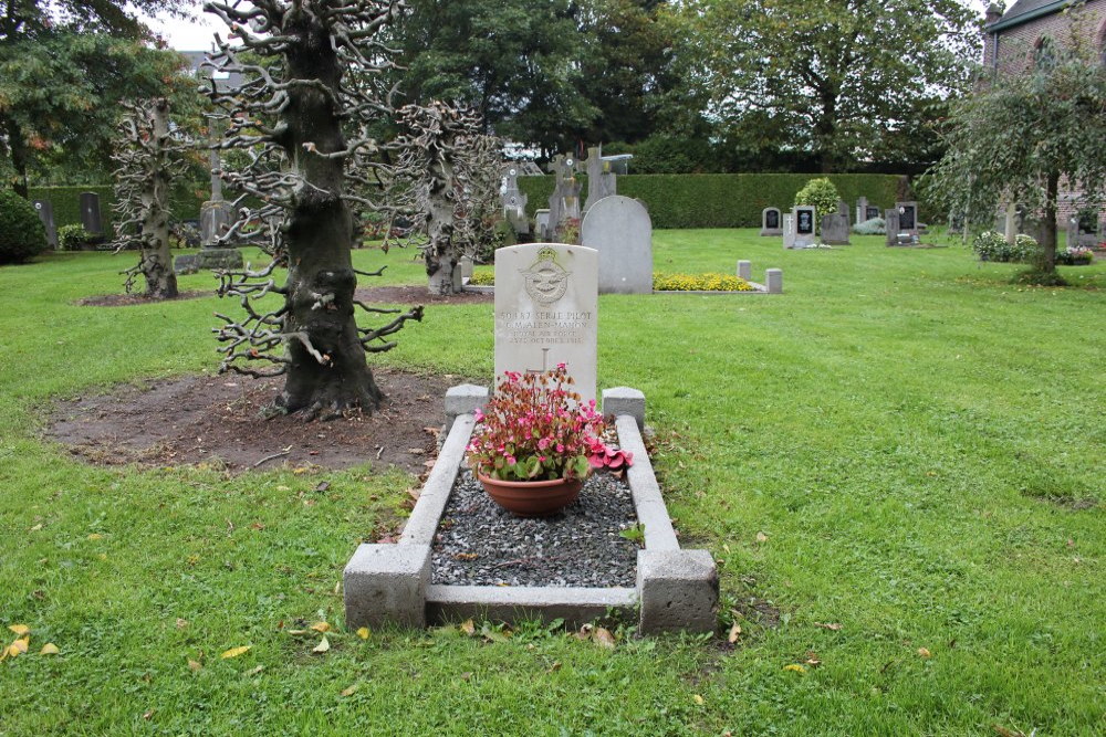 Commonwealth War Grave Baarle #1