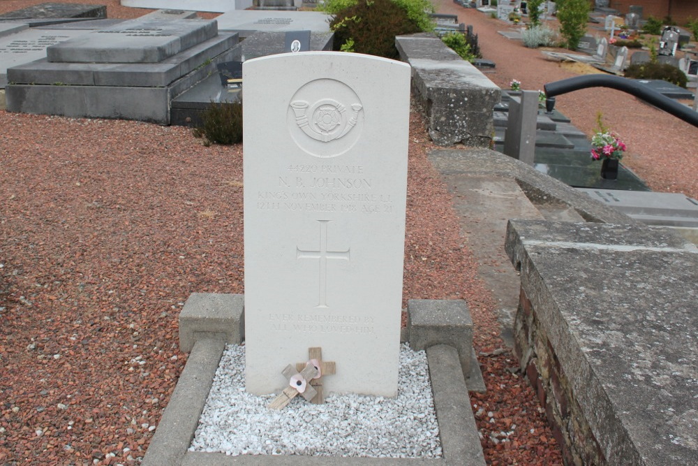 Commonwealth War Grave Bousval #2