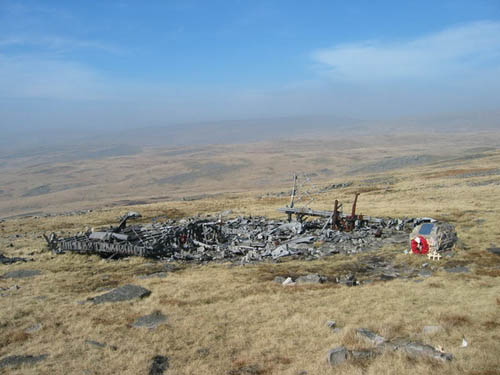 Crash Site & Wreckage Wellington Bomber (MF509) Tawe-Uchaf